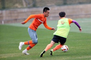 jinnianhui-包含冲刺阶段突围战来临，上海久事围绕国王杯复出首秀，信心回归，阵容厚度经受考验的词条